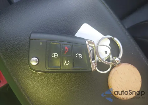 2018 Volkswagen Tiguan 2.0T Se/2.0T Sel из США, поврежденный, VIN 3VV3B7AX3JM121276